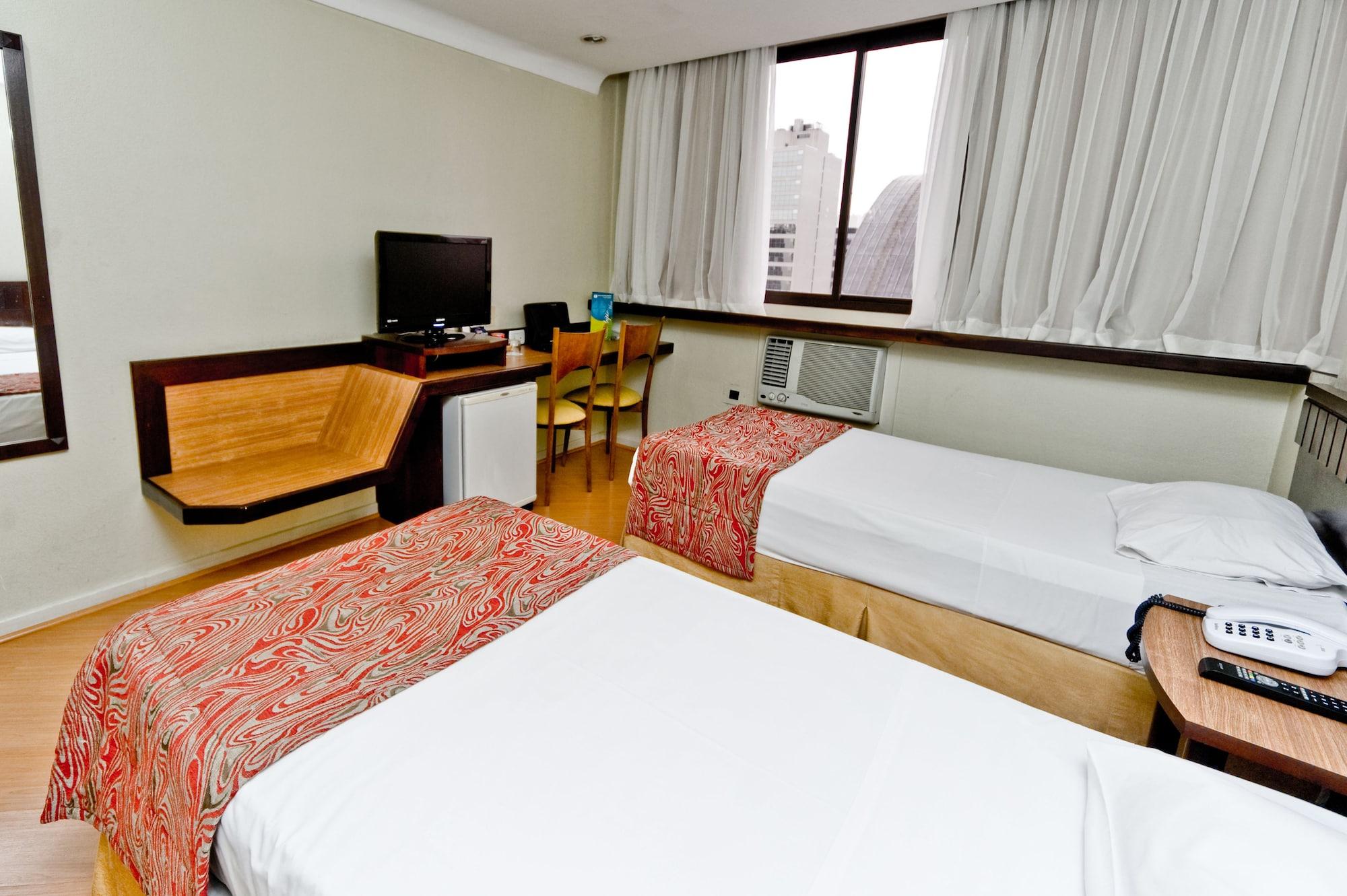 Dan Inn Curitiba Bagian luar foto